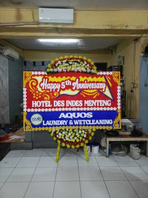 Papan Bunga di Pakis Aji
